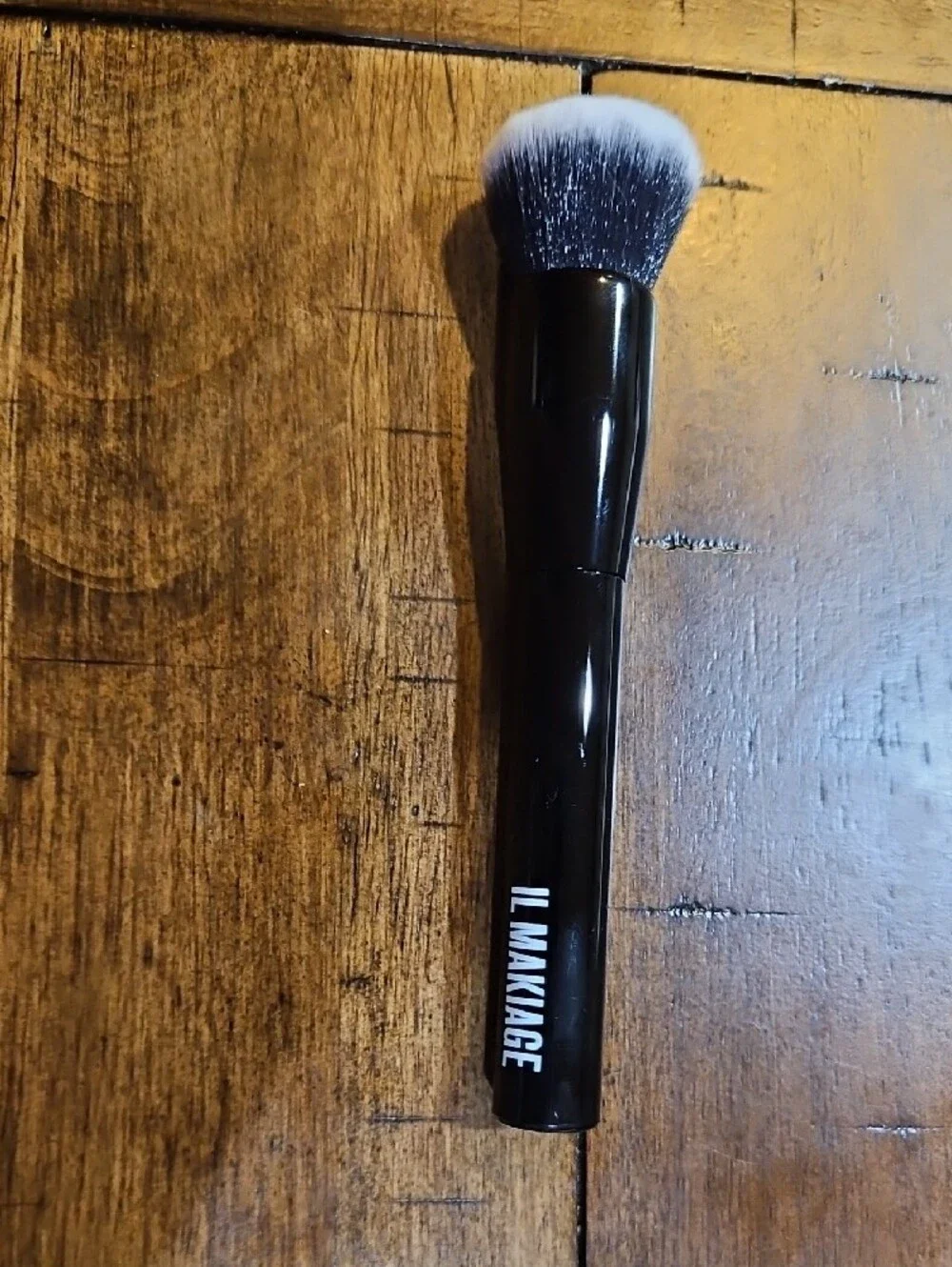 Il Makiage Foundation Blending Brush 100 Brand New Nib